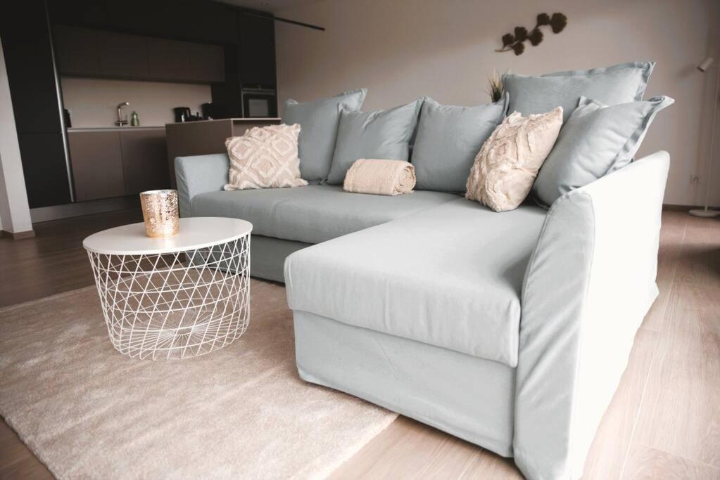 Beautiful Stylish 2Br Apartment In Kirchberg Luxembourg Bagian luar foto